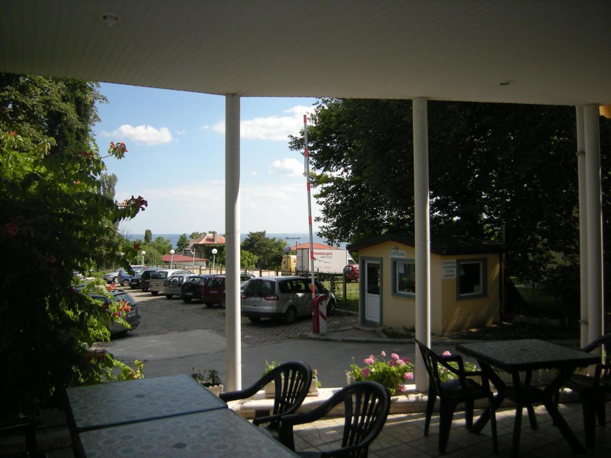 Park Hotel Persey Varna Exterior foto